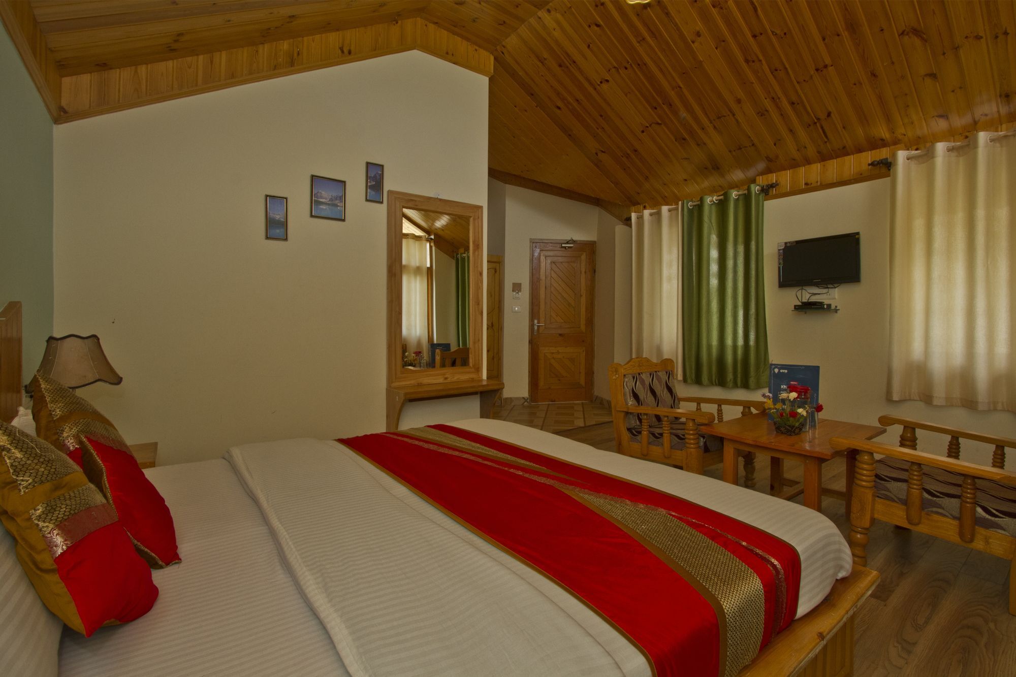 Hotel Mountain Face Manali  Bagian luar foto